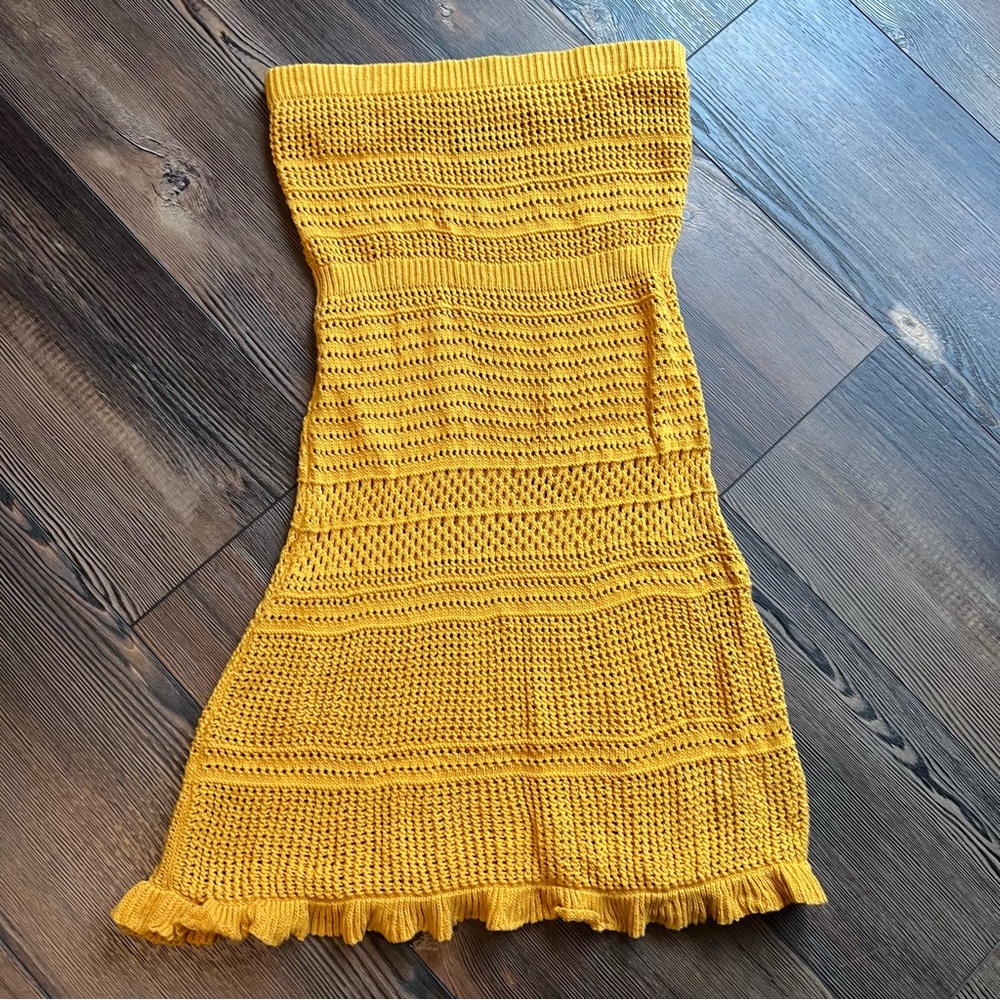 LULU's crochet sweater dress strapless size medium